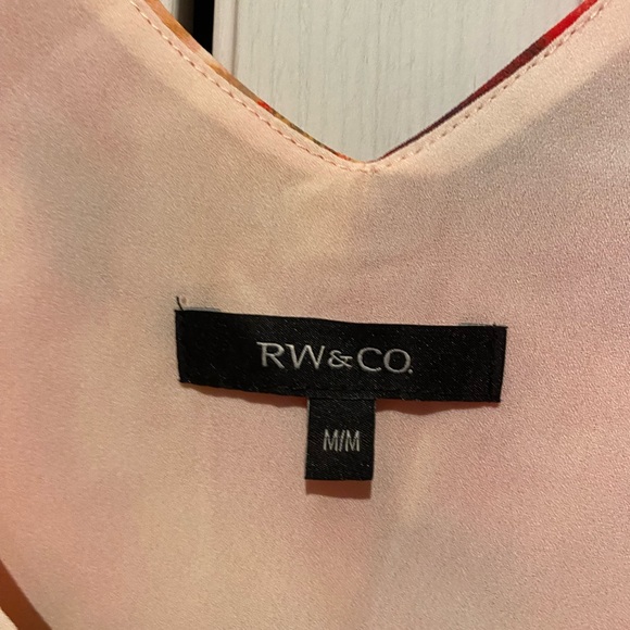 RW&CO floral pink tank top size medium - Picture 3 of 4